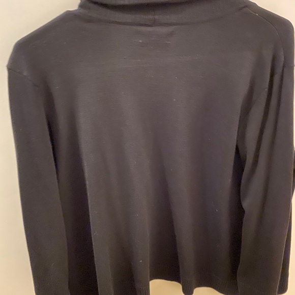 Cardigan - Picture 2 of 3